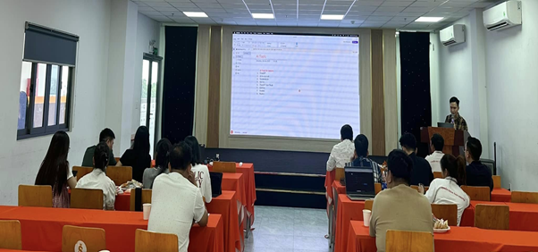 Hình ảnh: Đội ngũ Luật sư, Chuyên viên pháp lý CTM Law Firm chia sẻ, học tập cập nhập kiến thức về ứng dụng trí tuệ nhân tạo (AI) trong công việc.