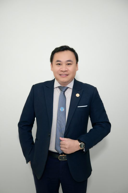 Nguyen Trung Hieu Luat su CEO 1