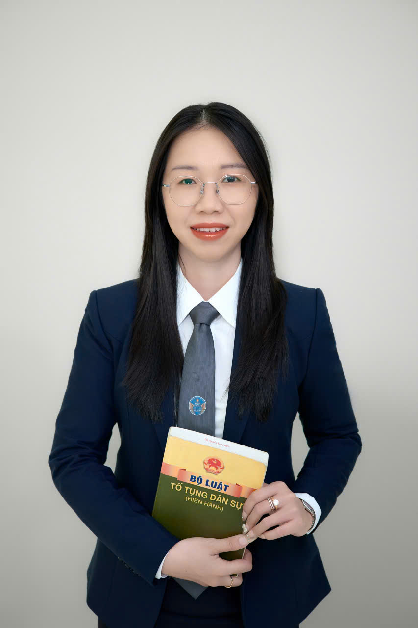 Phan Thu Thảo - Luật Sư
