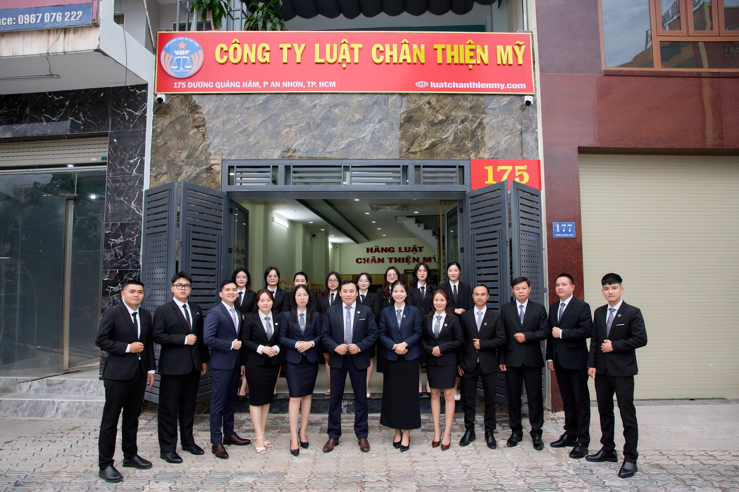 cong ty luat chan thien my 2 1 scaled
