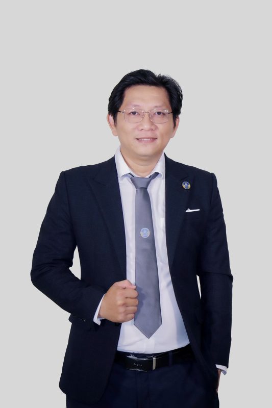 Luật sư Trần Đình Văn