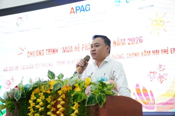Luật sư Nguyễn Trung Hiếu chia sẻ những vấn đề pháp lý đến với người dân.